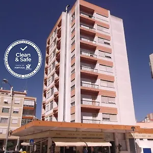 Residencial Jardim Da 2*, Amadora Portugal
